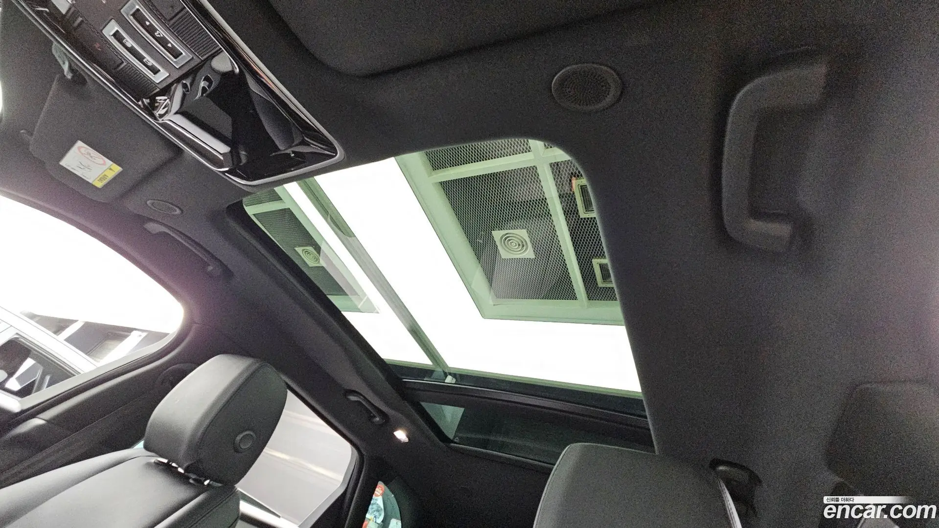 Land Rover Range Rover Velar 2.0 P250 Dynamic SE