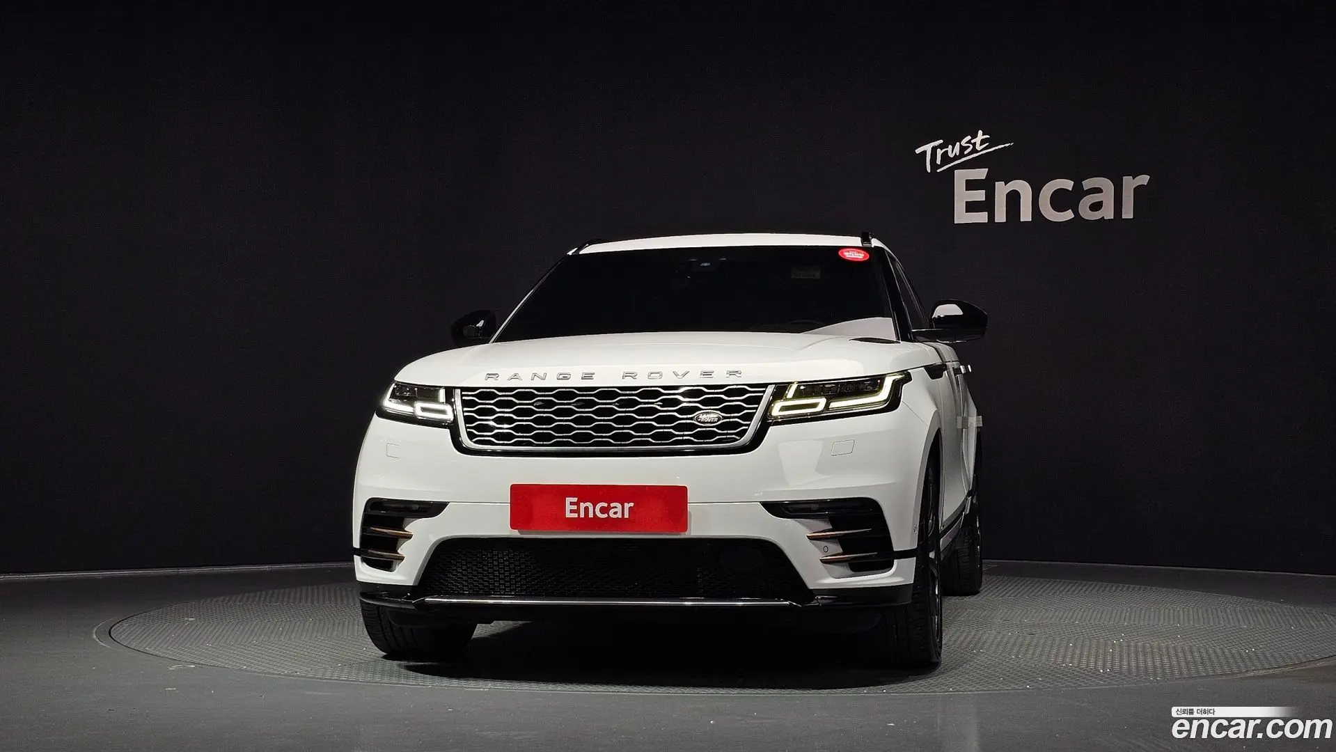 Land Rover Range Rover Velar 3.0 D300 R-Dynamic SE