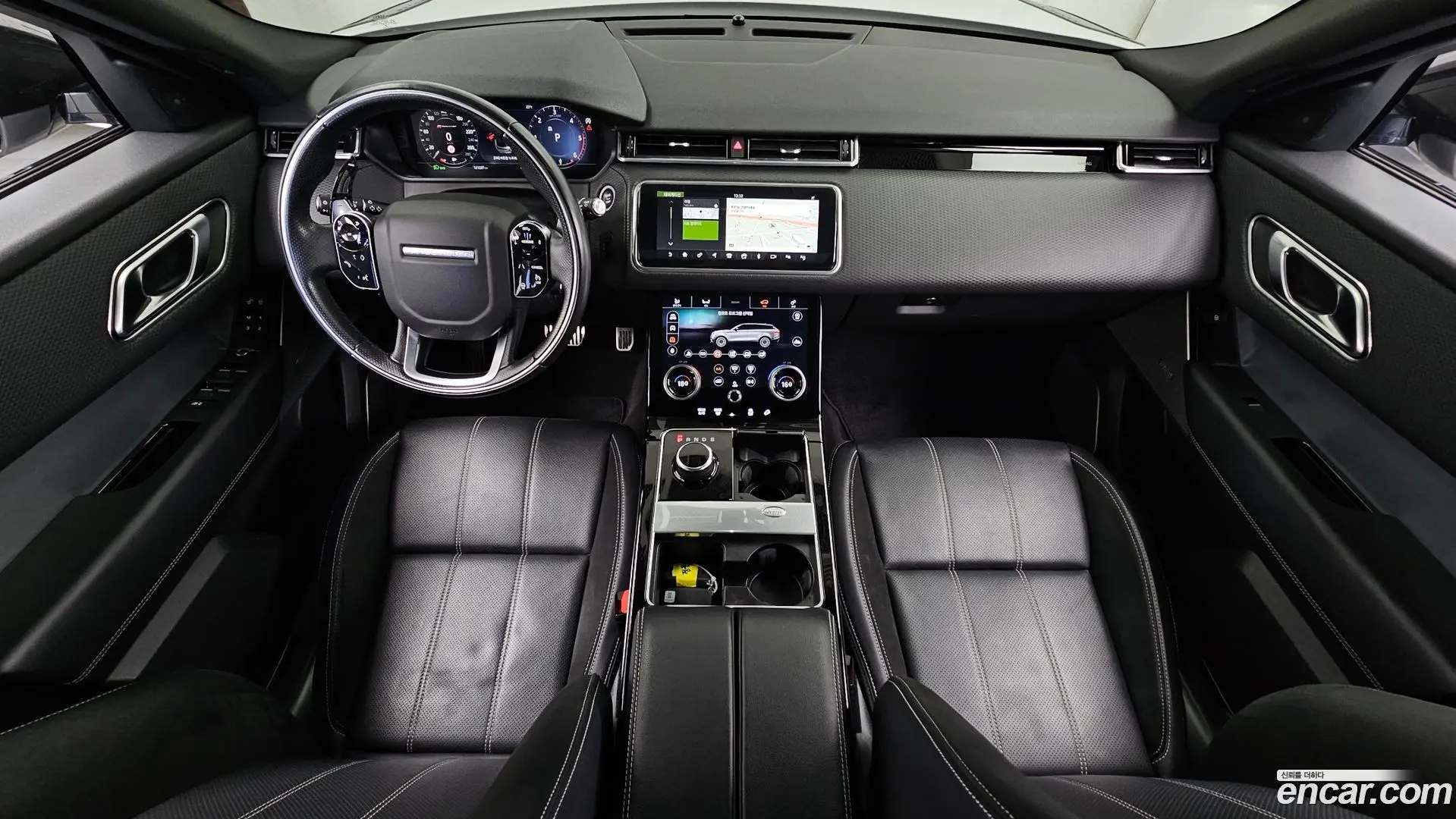 Land Rover Range Rover Velar 3.0 D300 R-Dynamic SE