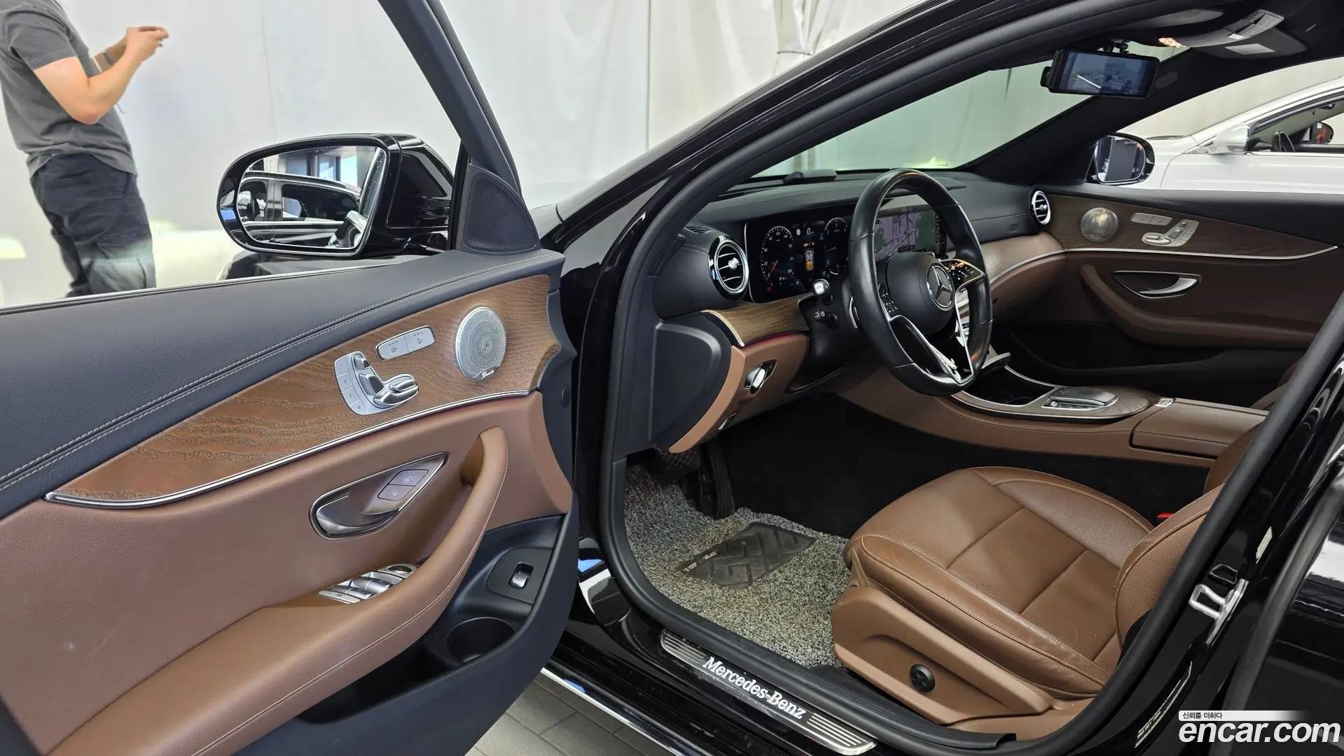 Mercedes-Benz E-Class E220d 4MATIC Exclusive