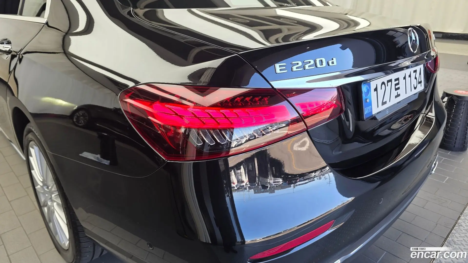 Mercedes-Benz E-Class E220d 4MATIC Exclusive