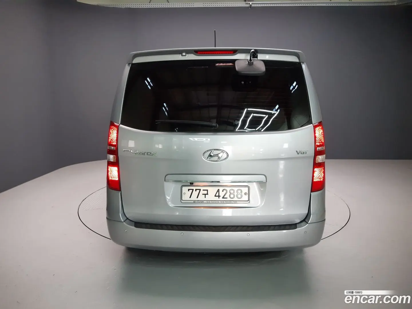 Hyundai Starex Wagon 12-Seater
