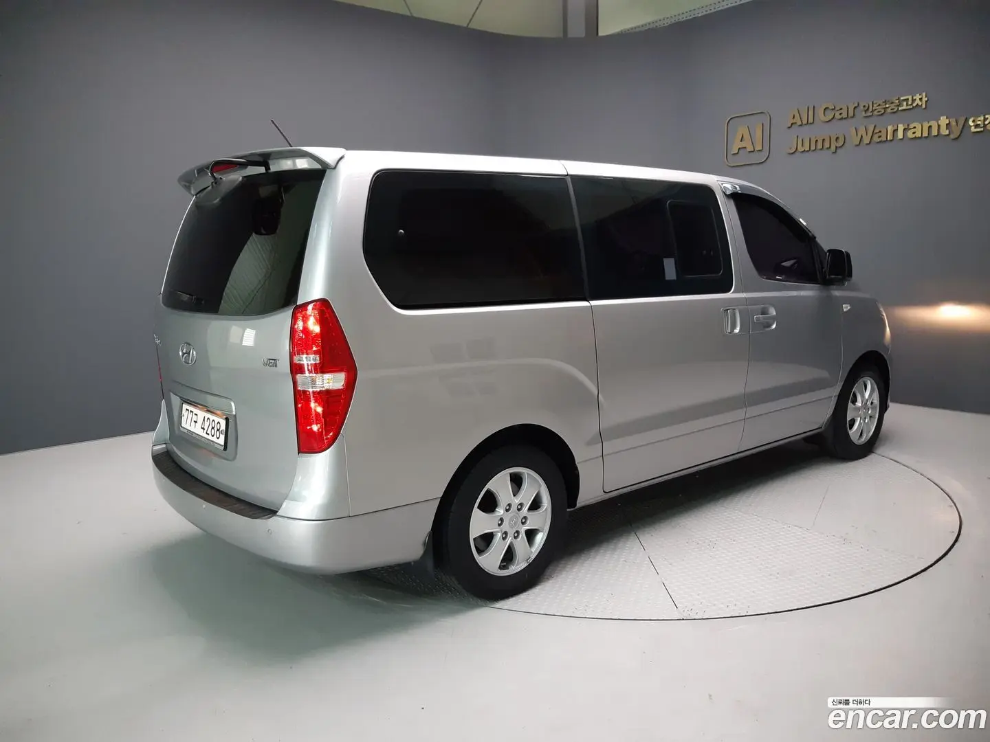 Hyundai Starex Wagon 12-Seater