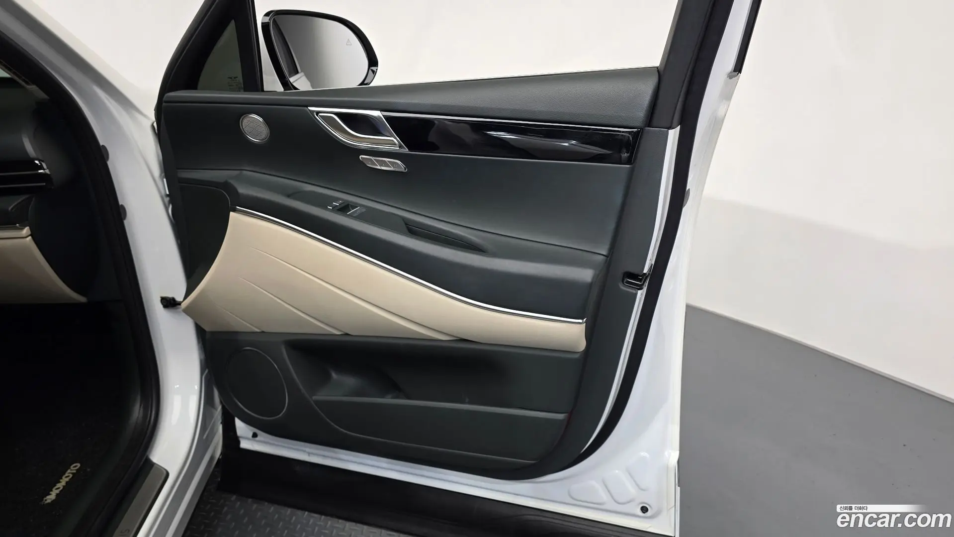 Genesis GV80 2.5T Gasoline 2WD
