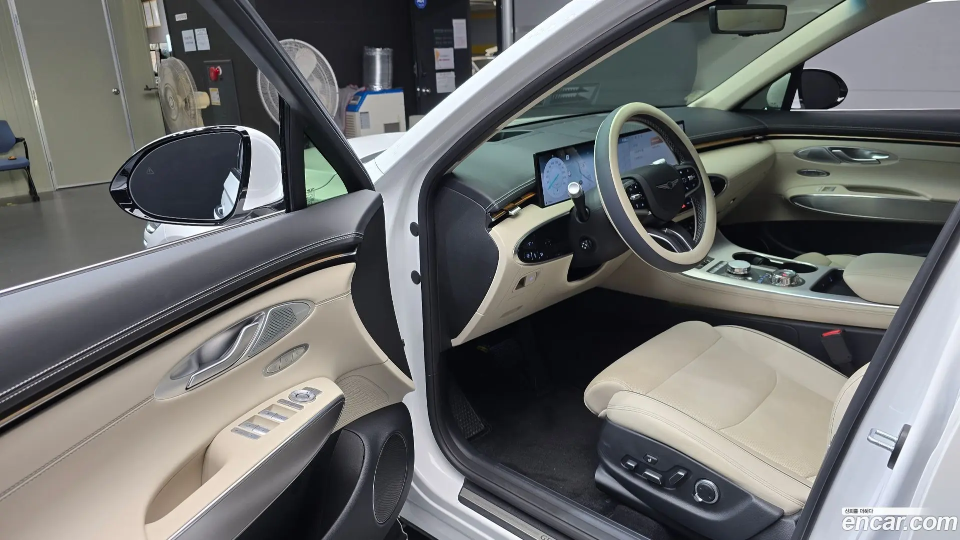 Genesis GV70 2.5T Gasoline AWD