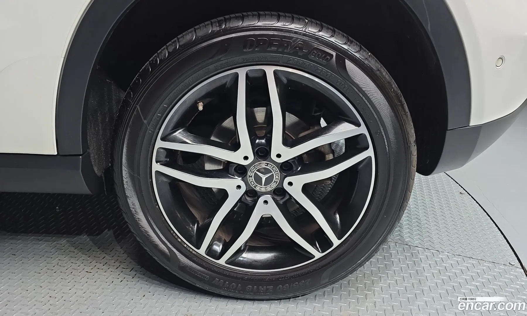 Mercedes-Benz GLA-Class GLA220 2017