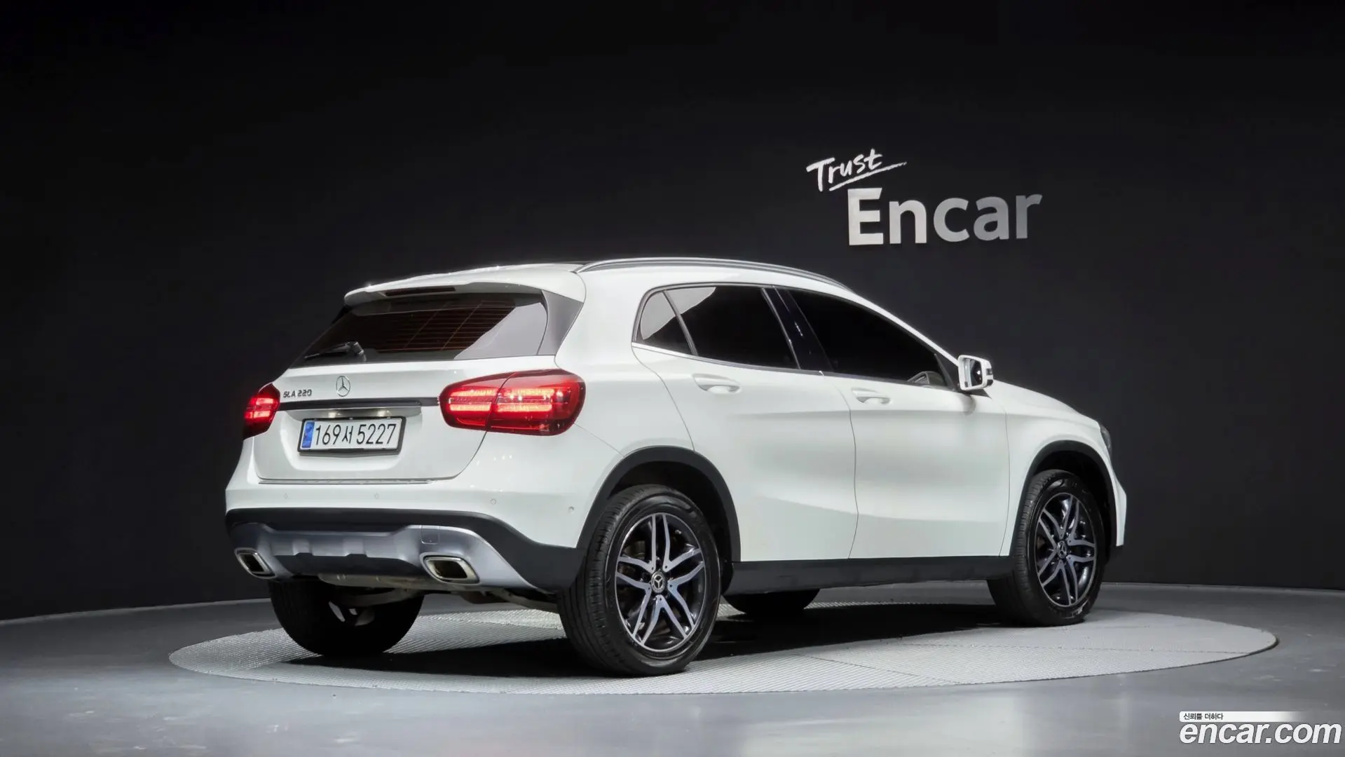Mercedes-Benz GLA-Class GLA220 2017