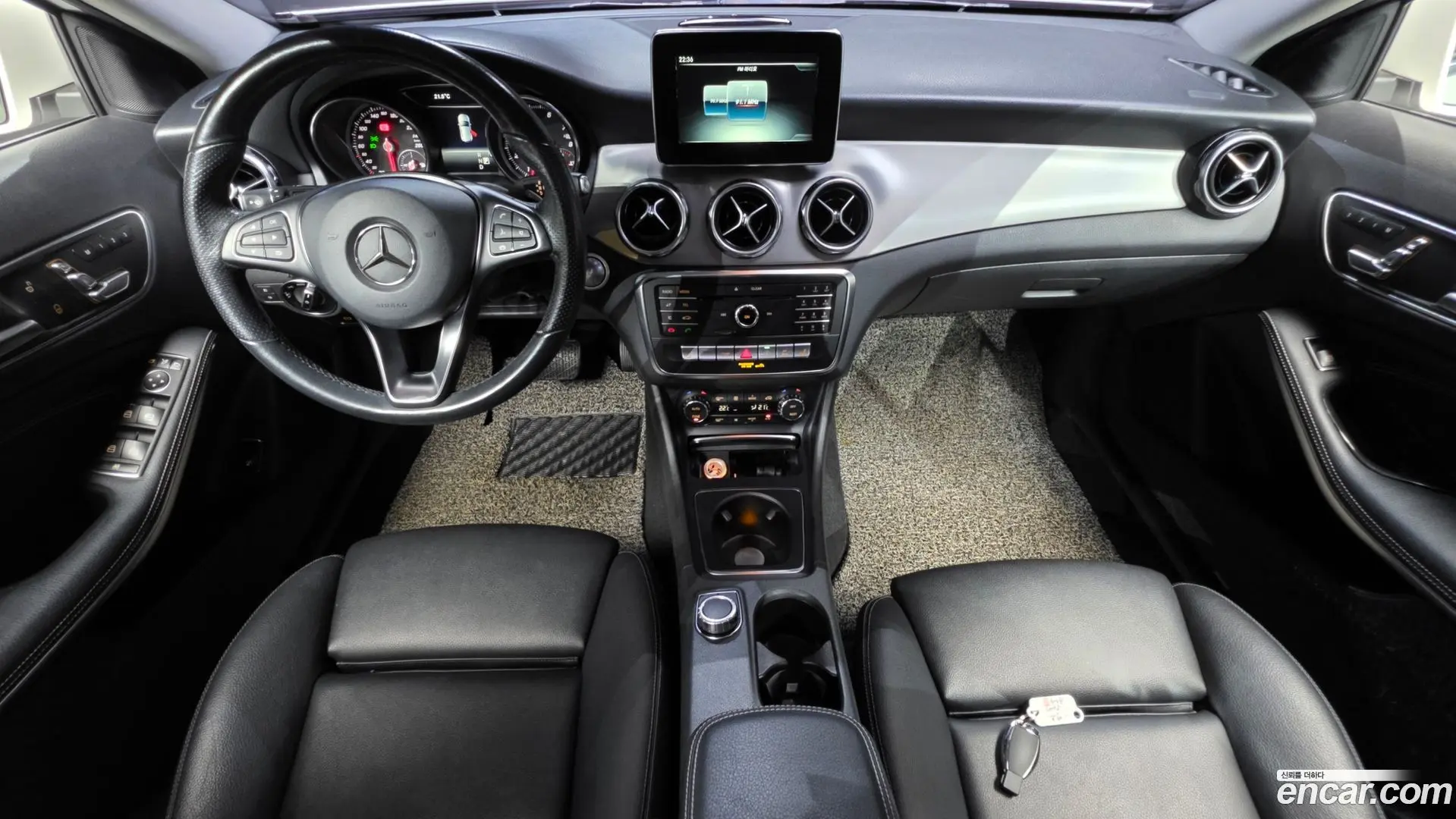 Mercedes-Benz GLA-Class GLA220 2017