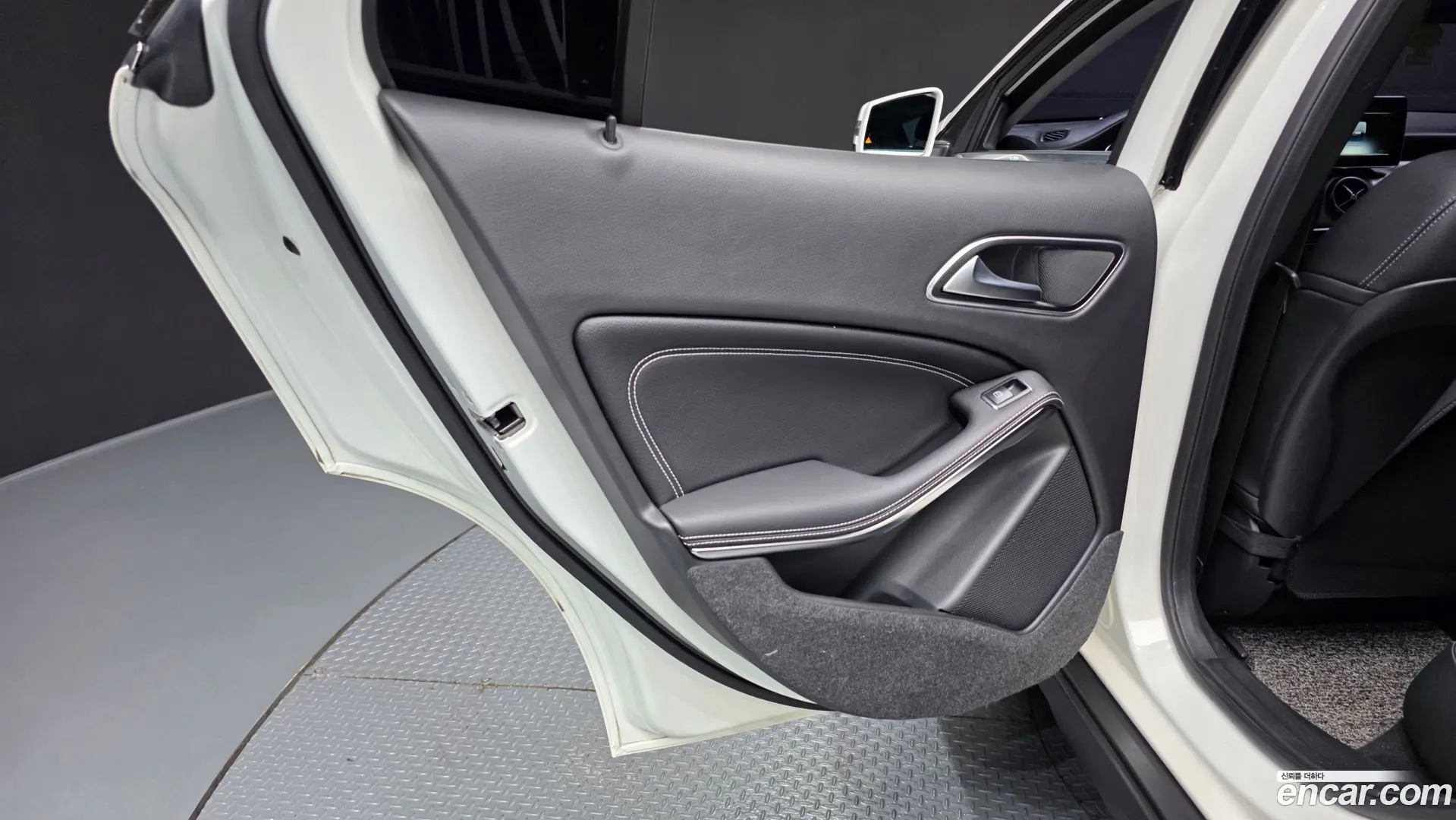 Mercedes-Benz GLA-Class GLA220 2017