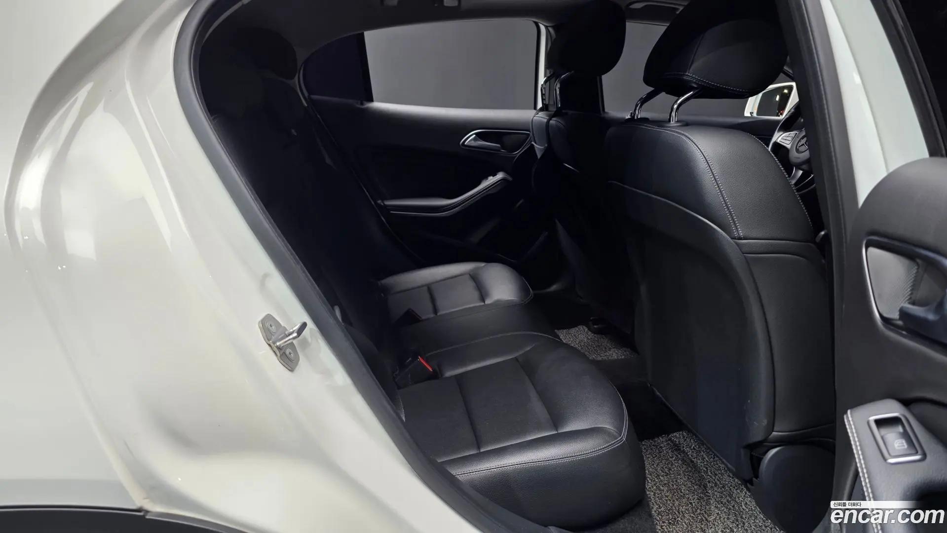 Mercedes-Benz GLA-Class GLA220 2017