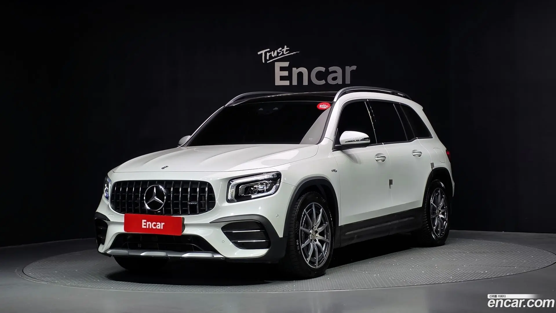 Mercedes-Benz GLB-Class AMG GLB35 4MATIC 2019