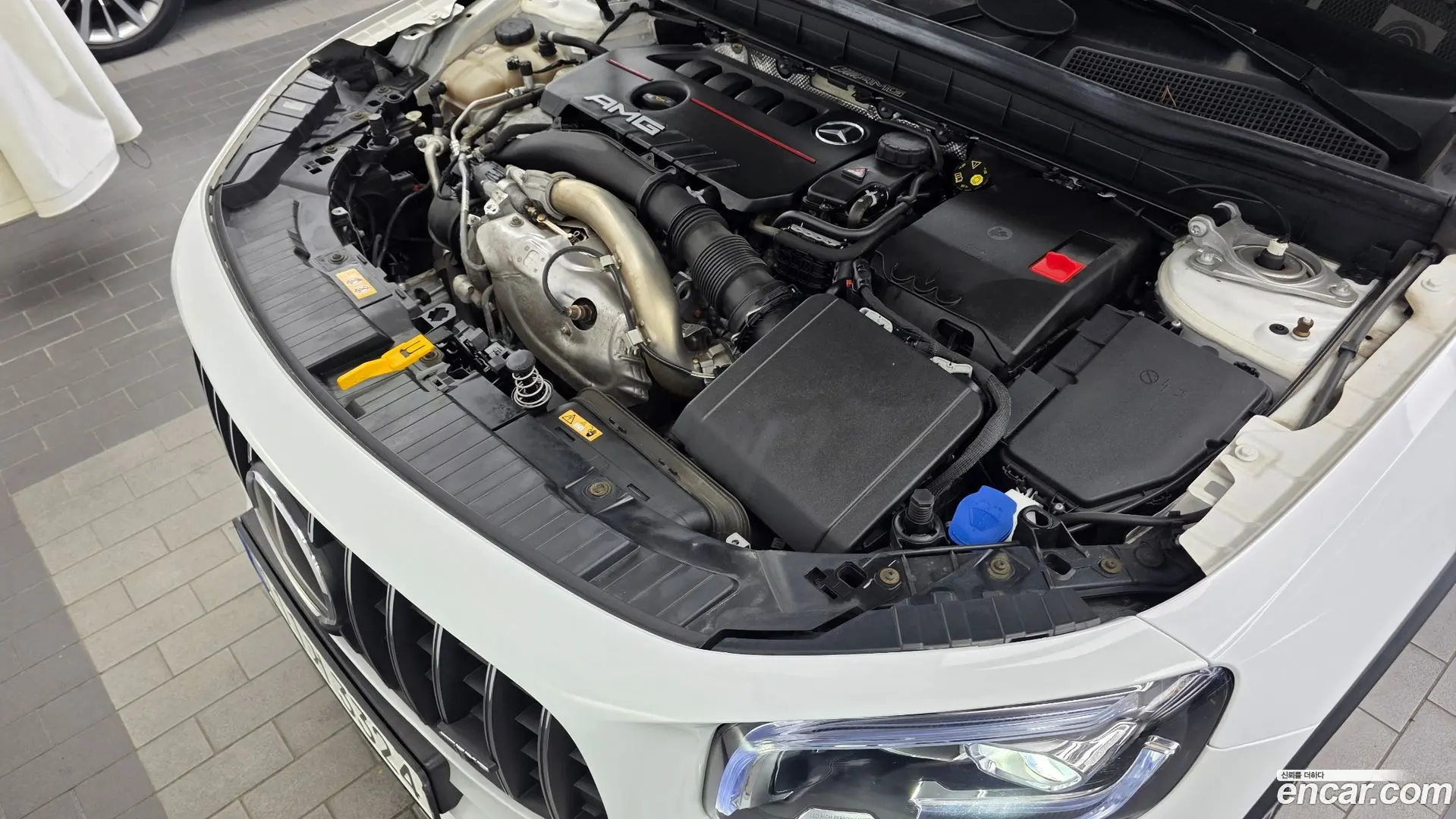 Mercedes-Benz GLB-Class AMG GLB35 4MATIC 2019
