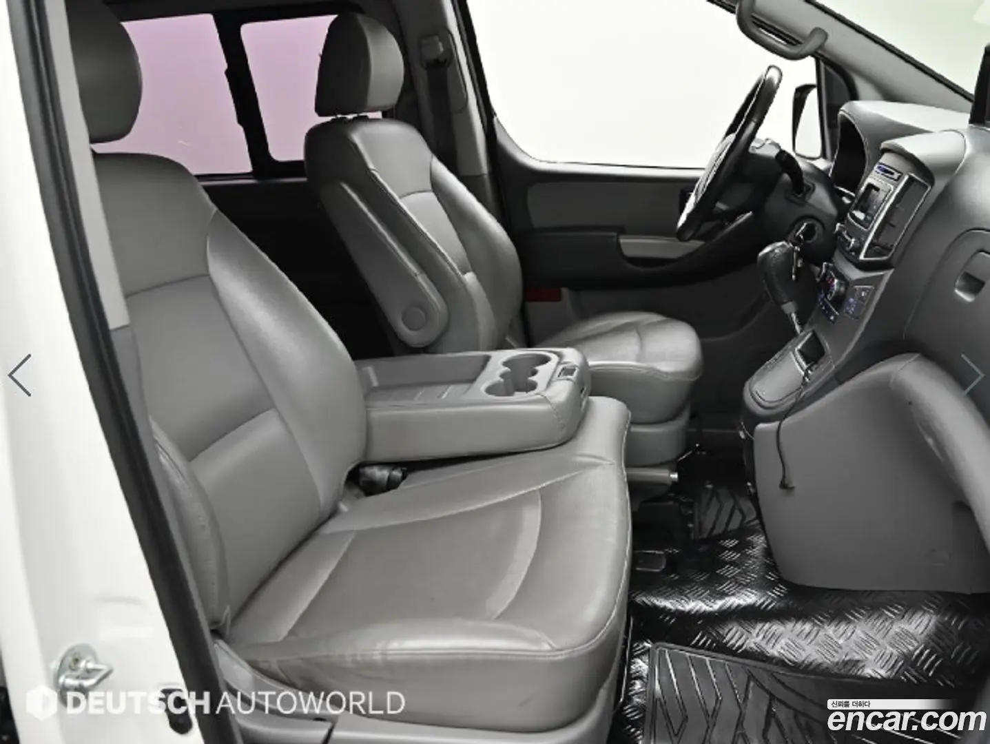 Hyundai Starex Wagon 12-Seater