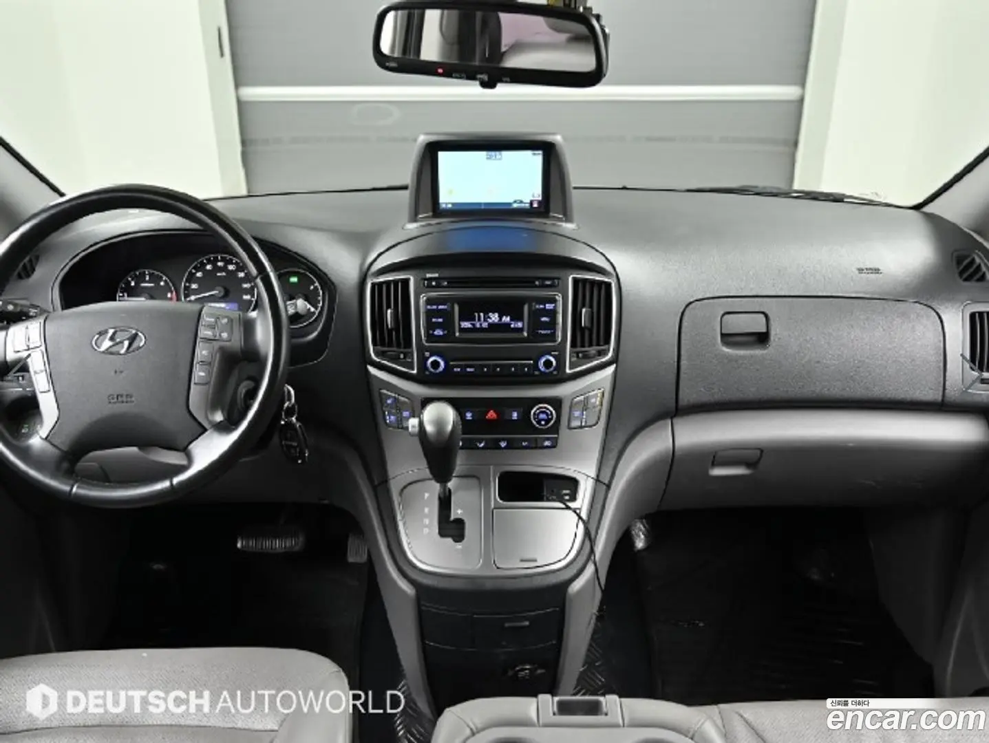 Hyundai Starex Wagon 12-Seater