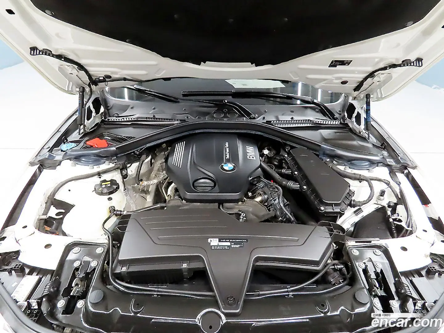 BMW 3-Series 320d M Sport Shadow 2015