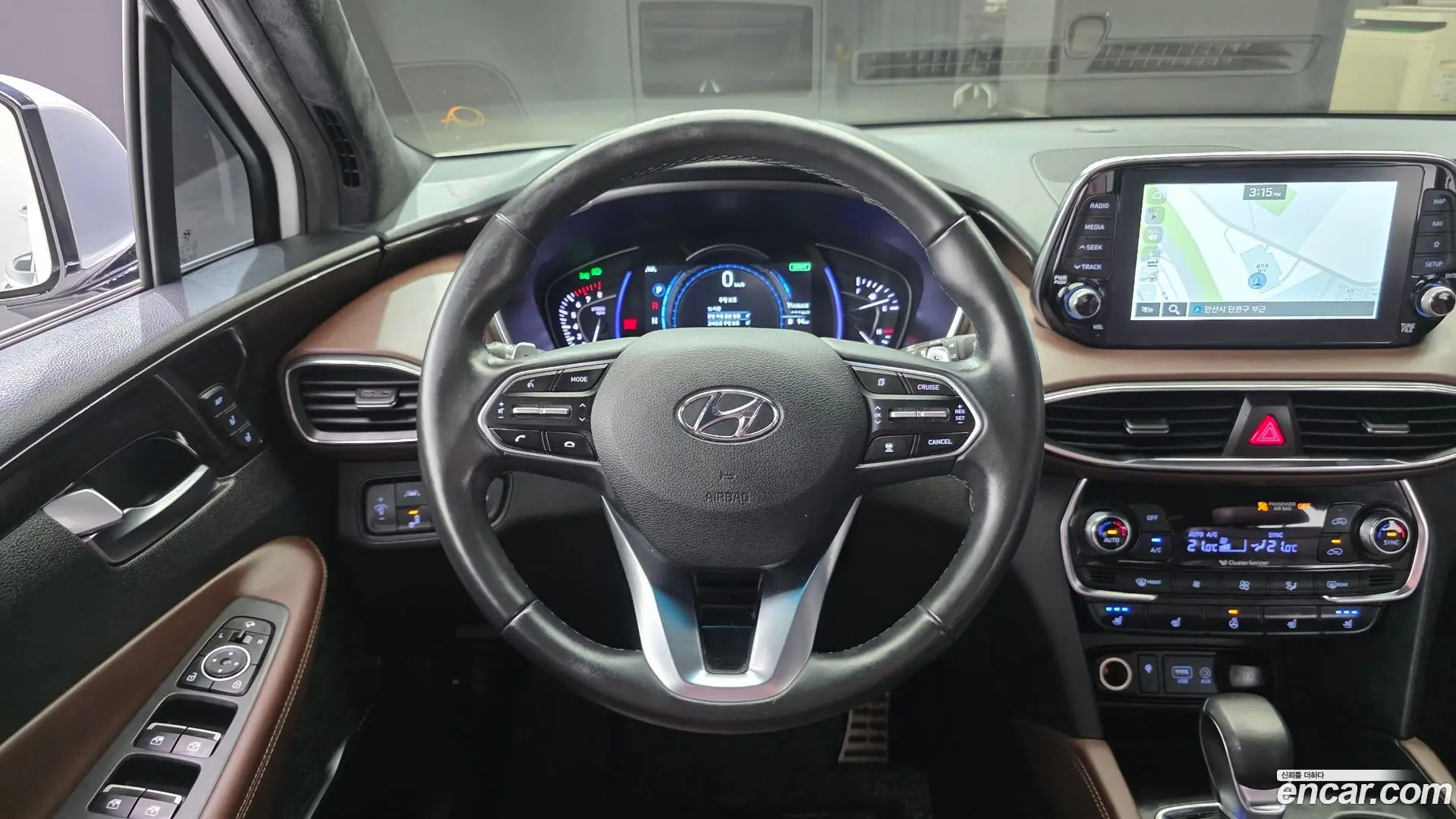 Hyundai Santafe Gasoline 2.0T 4WD