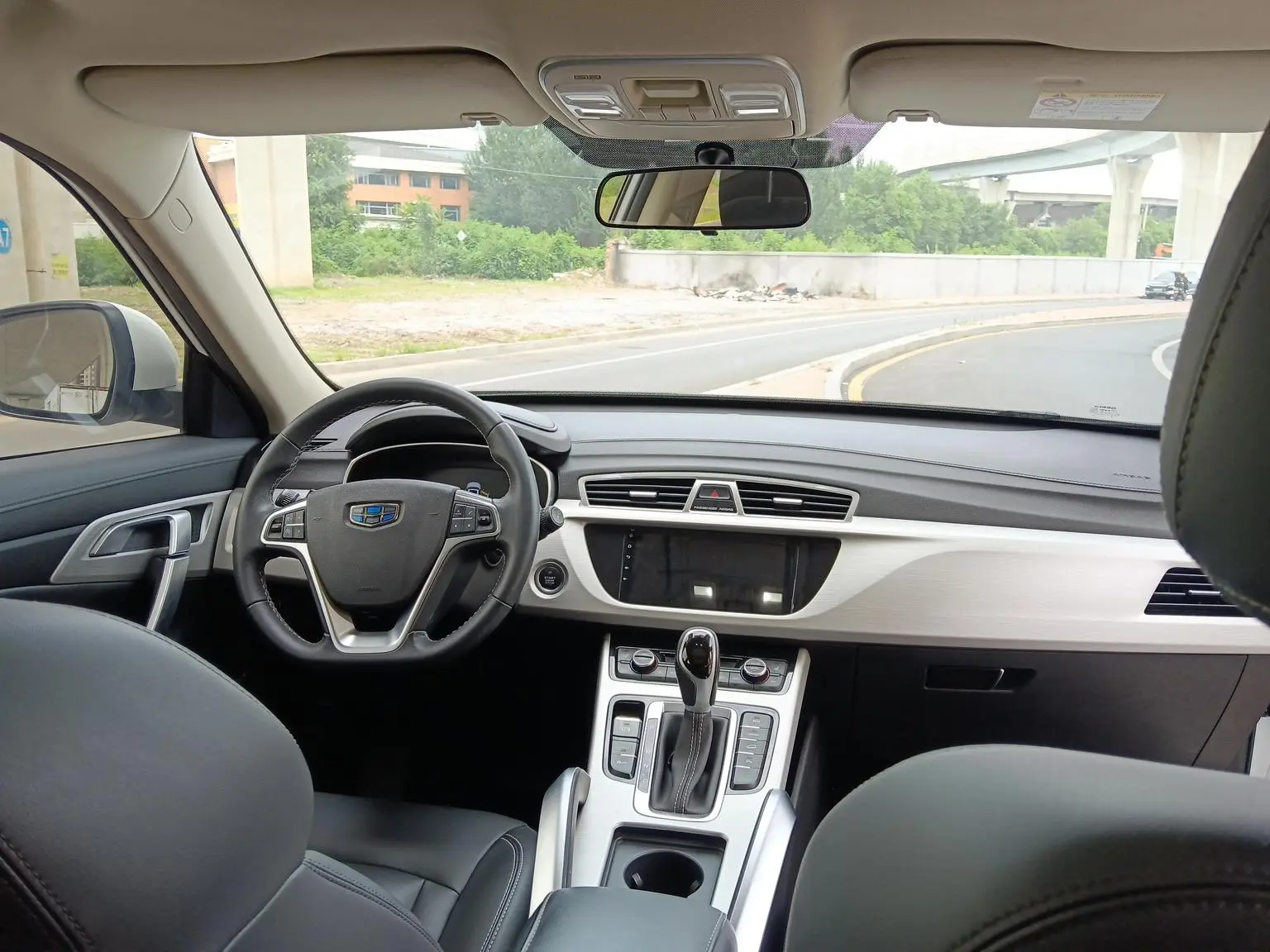 Geely Boyue 2018 1.8TD Auto 2WD Smart Premium 4G Connected