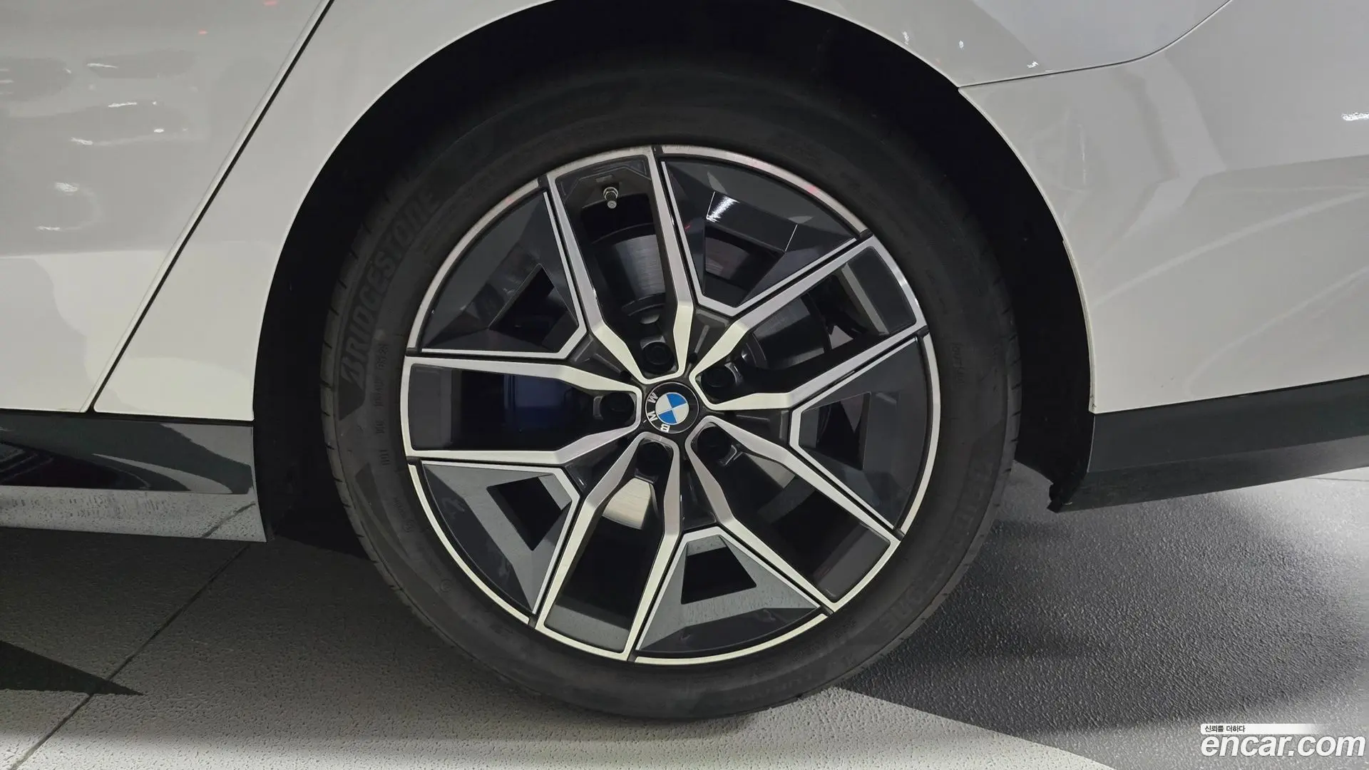 BMW 5-Series 523d xDrive M Sport 2024