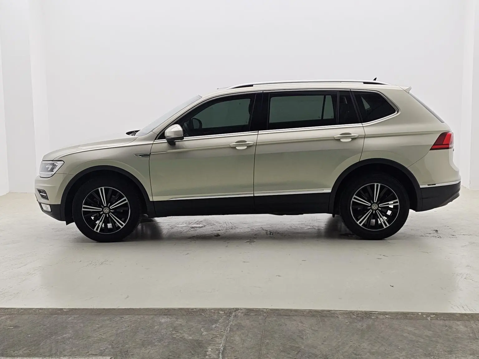 Volkswagen Tiguan L 2019 330TSI Auto 2WD Panoramic Comfort China VI