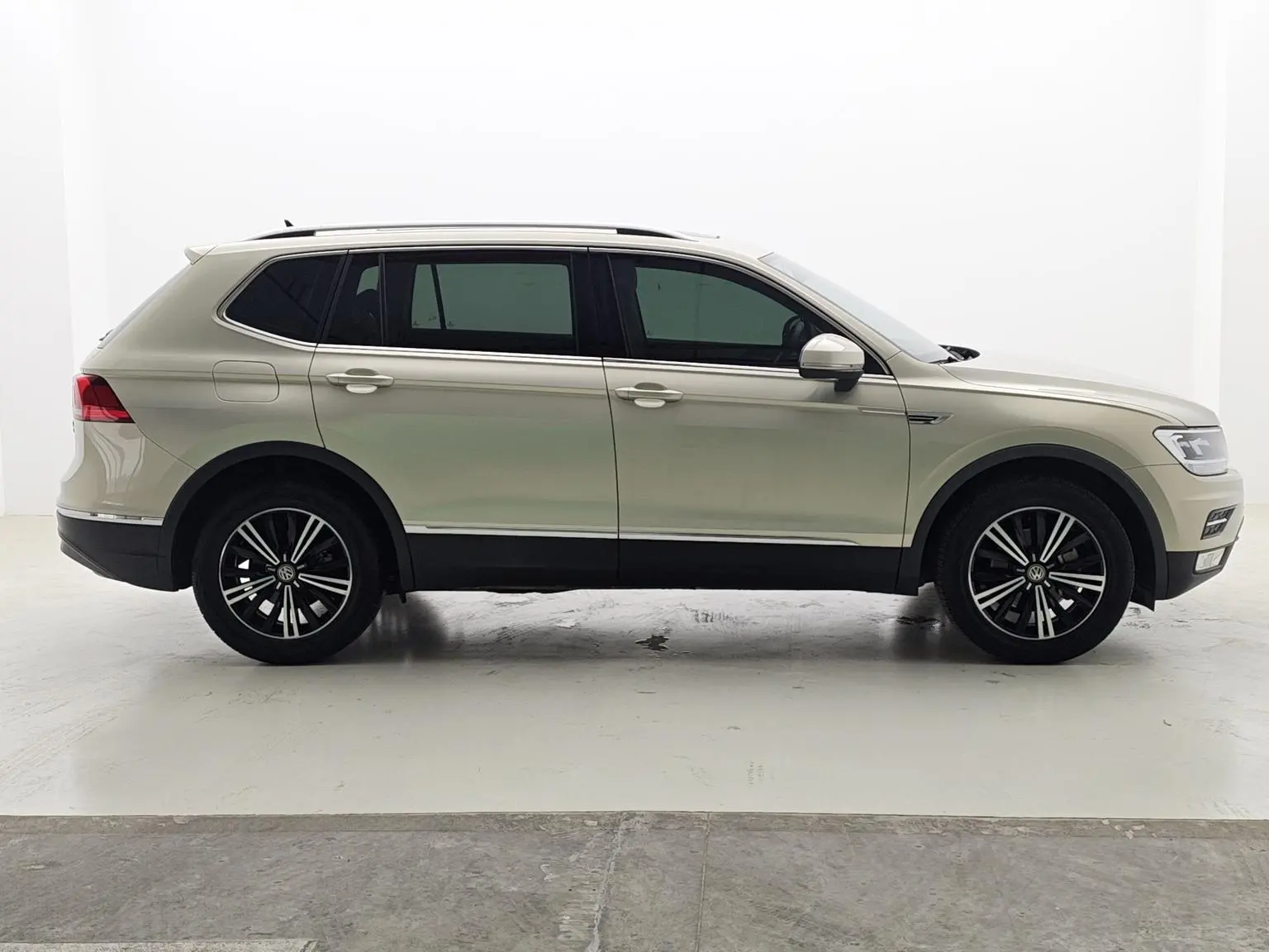 Volkswagen Tiguan L 2019 330TSI Auto 2WD Panoramic Comfort China VI
