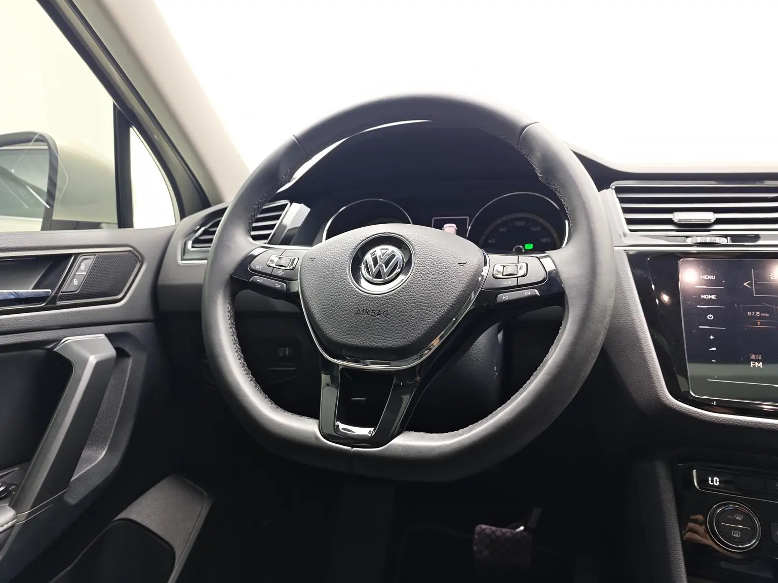 Volkswagen Tiguan L 2019 330TSI Auto 2WD Panoramic Comfort China VI