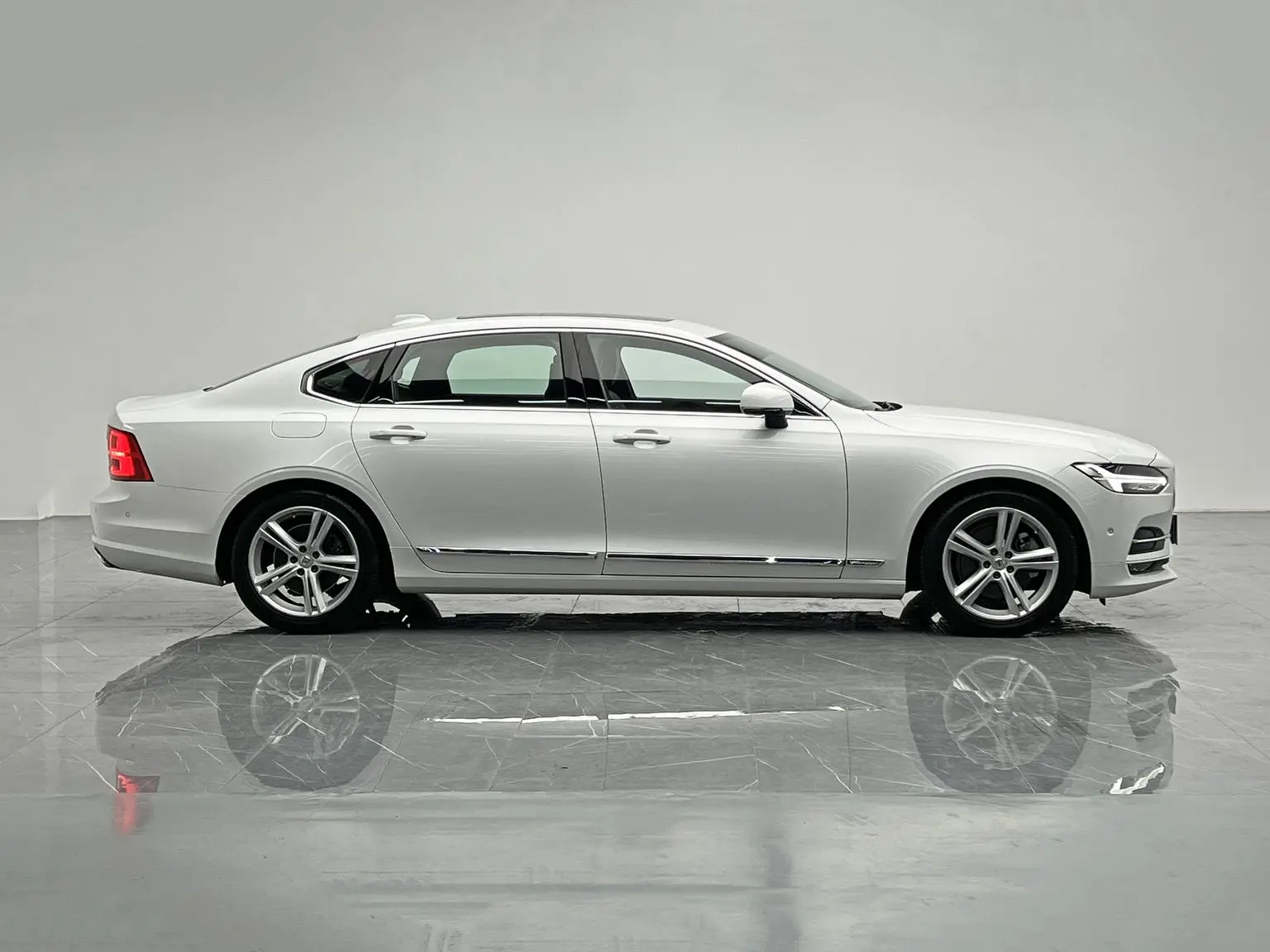 Volvo S90 2018 T4 Vision