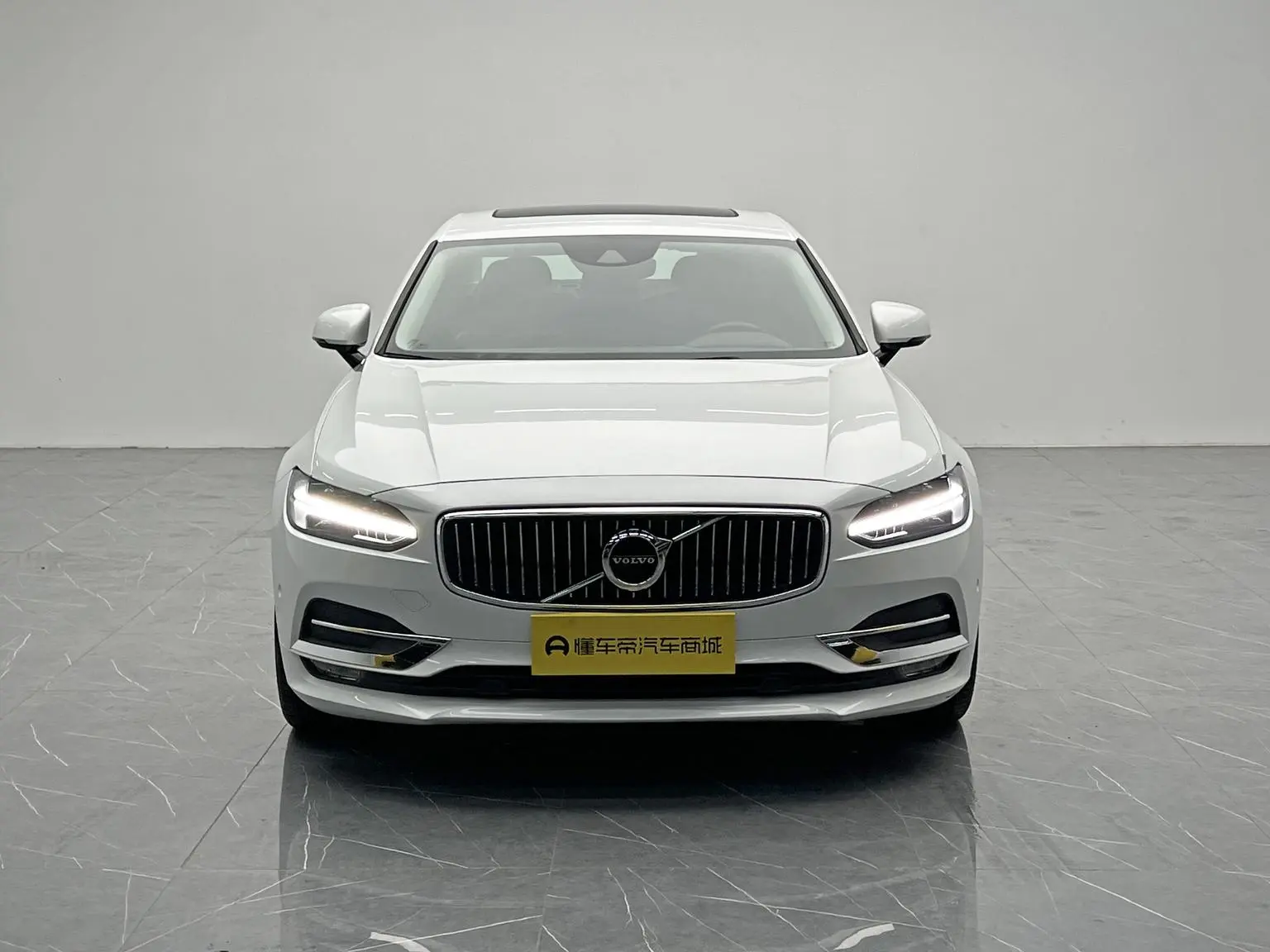 Volvo S90 2018 T4 Vision