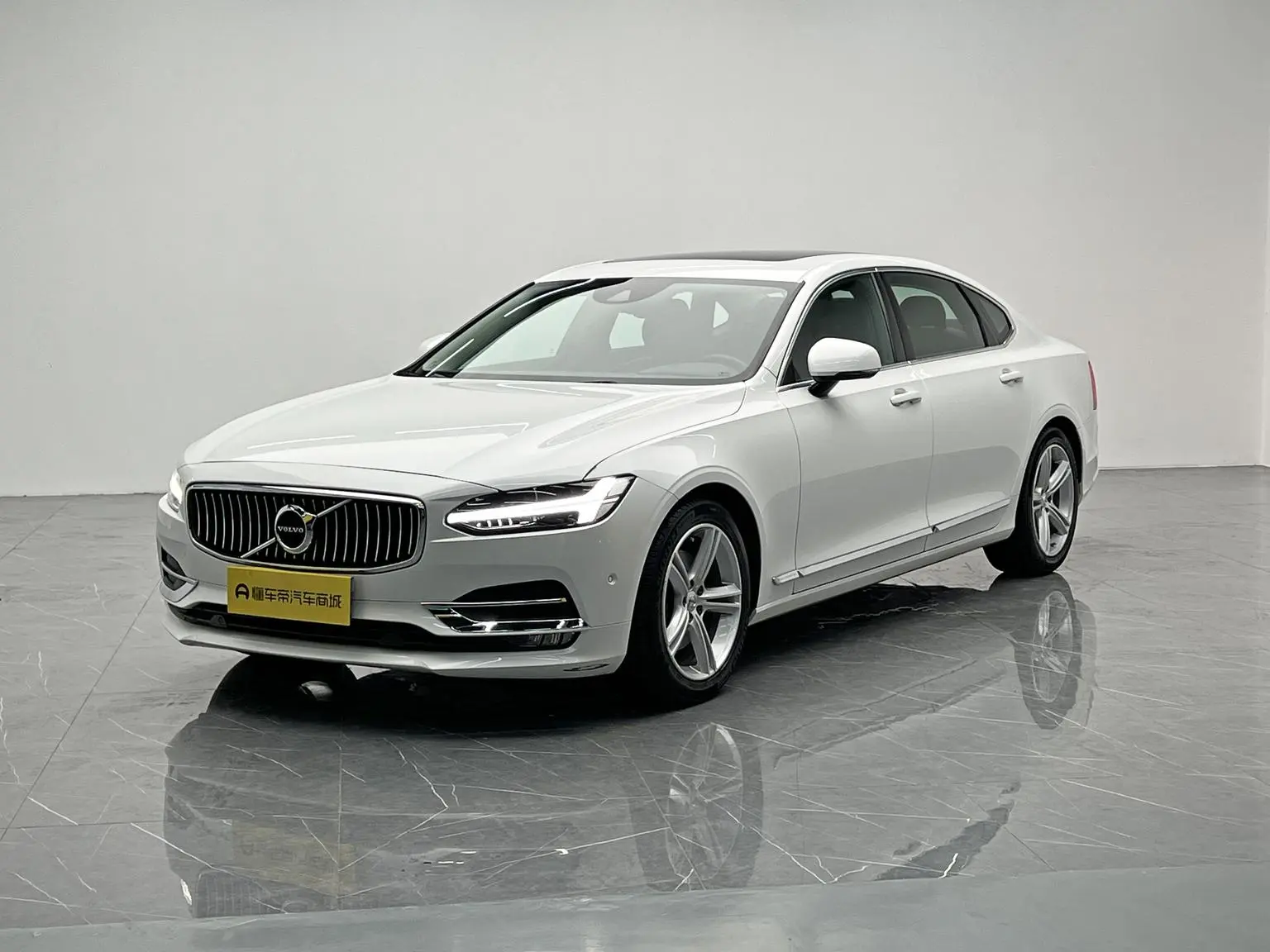 Volvo S90 2018 T4 Vision