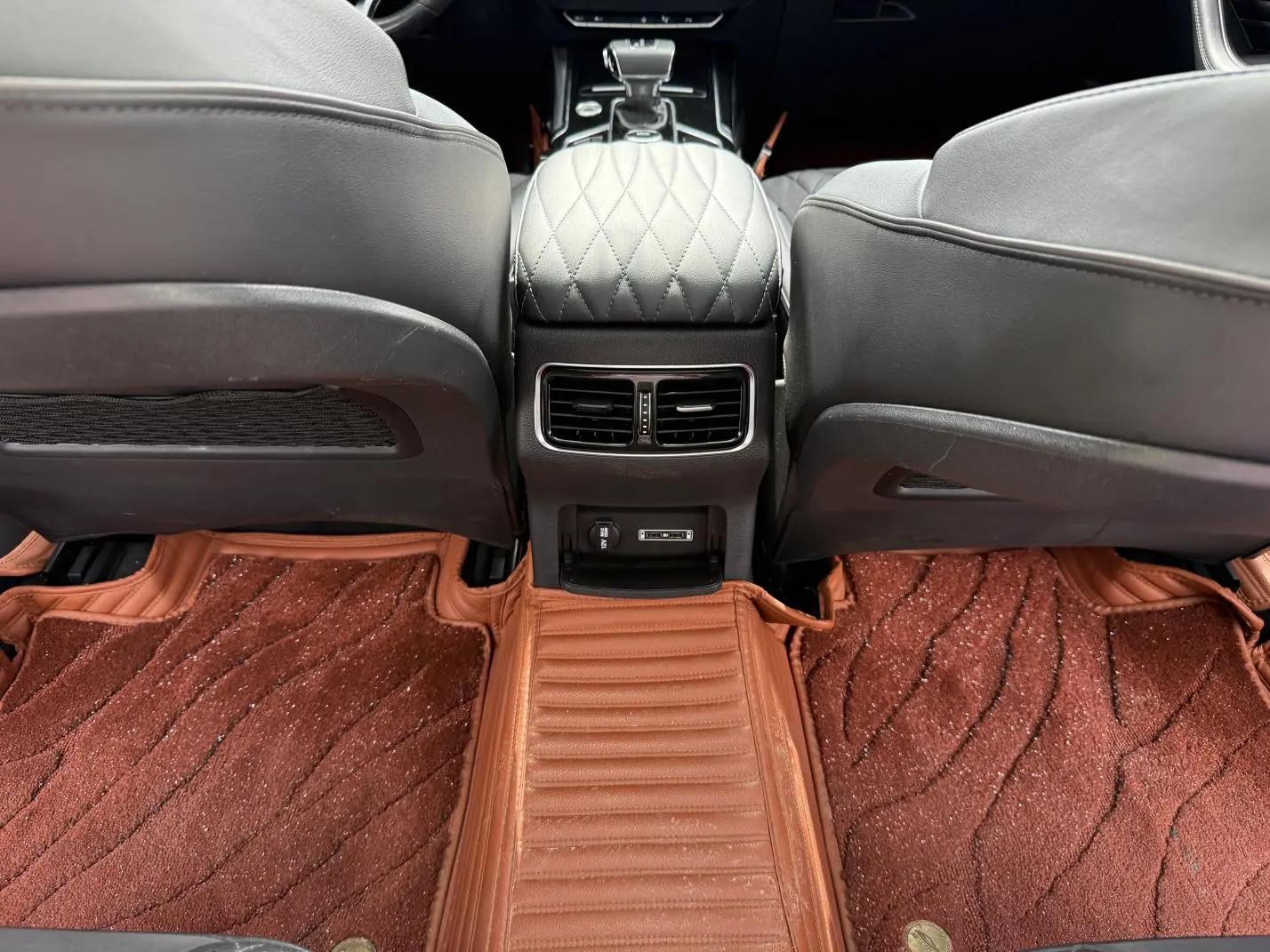 Hongqi HS5 2022 Facelift 2.0T Connected Flagship Enjoy 4WD