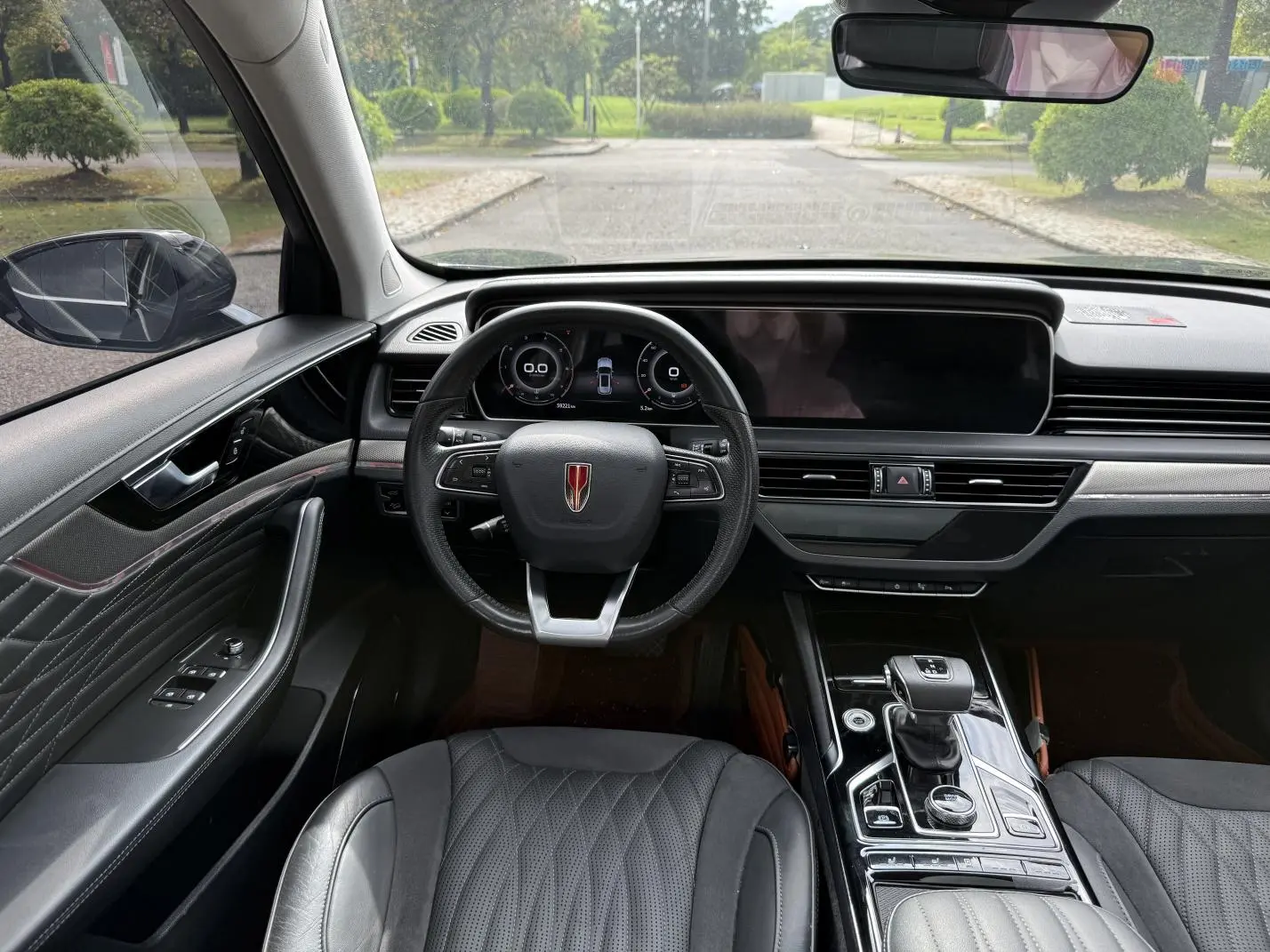 Hongqi HS5 2022 Facelift 2.0T Connected Flagship Enjoy 4WD