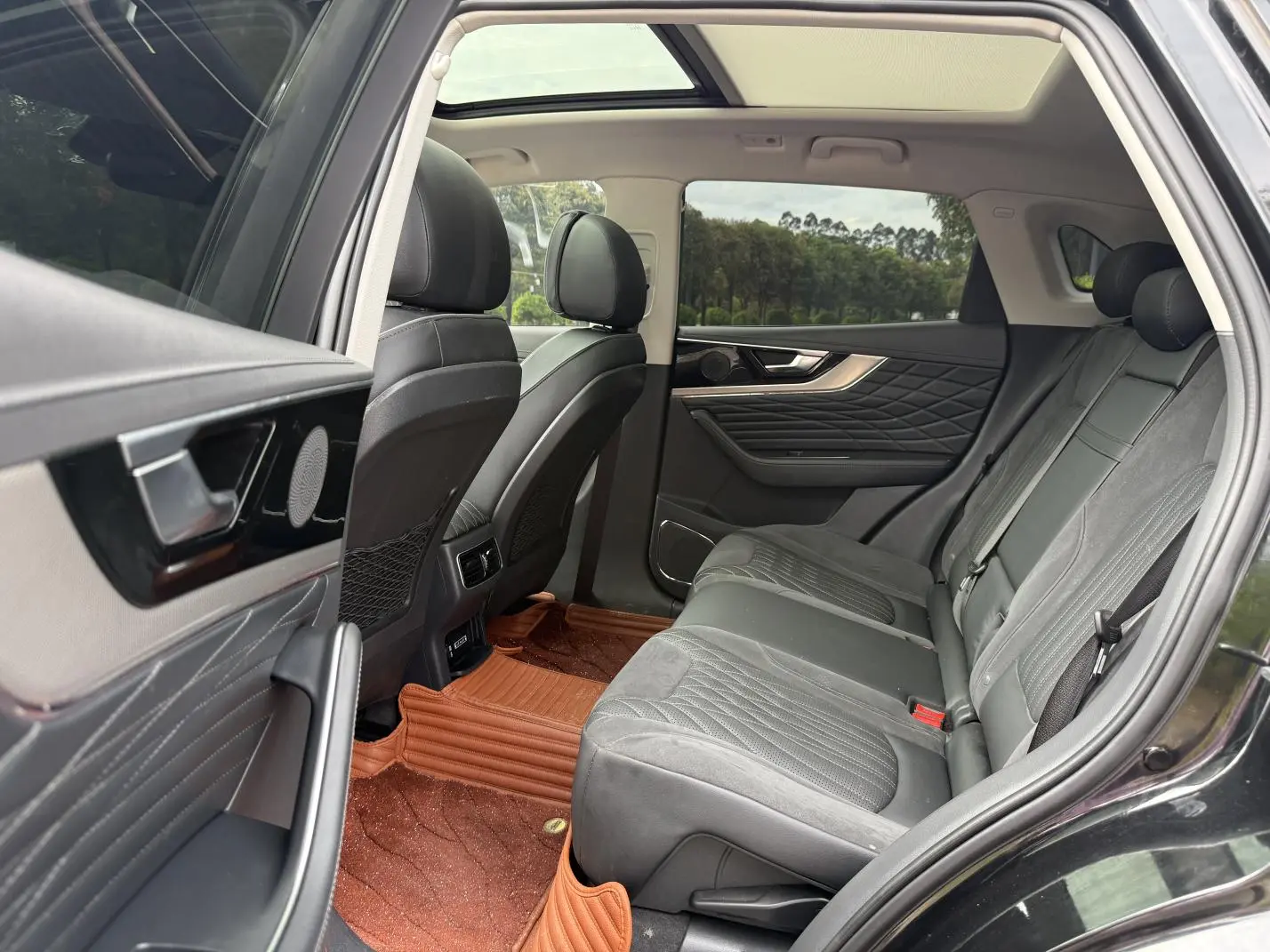 Hongqi HS5 2022 Facelift 2.0T Connected Flagship Enjoy 4WD