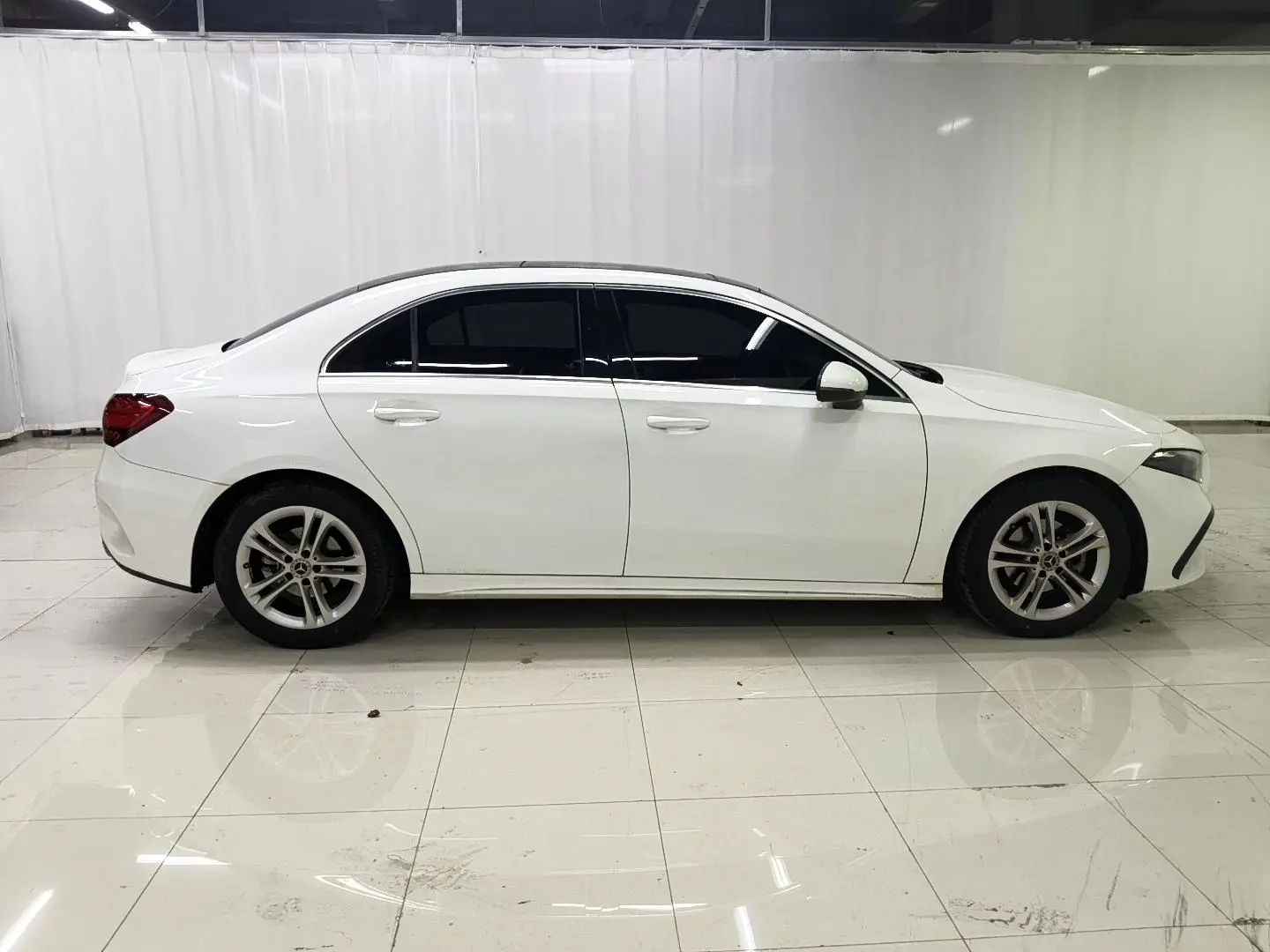 Mercedes-Benz A Class 2024 A 180 L