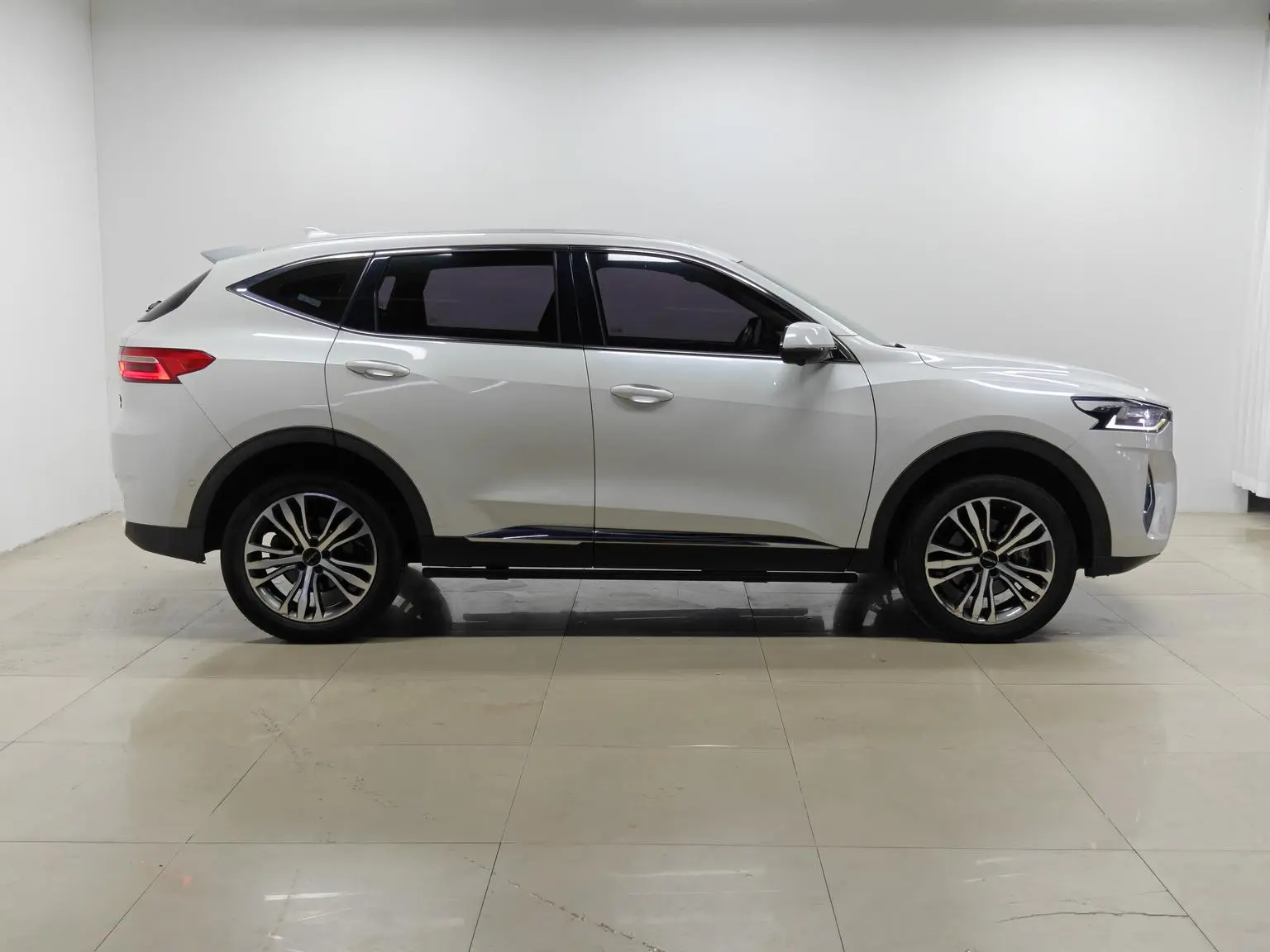Haval F7 2020 2.0T 2WD i