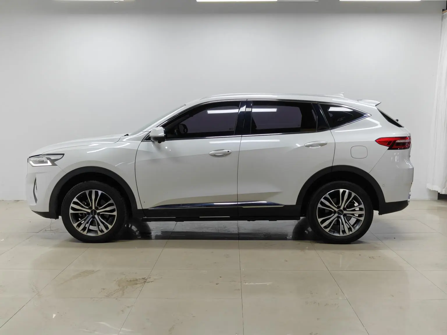 Haval F7 2020 2.0T 2WD i