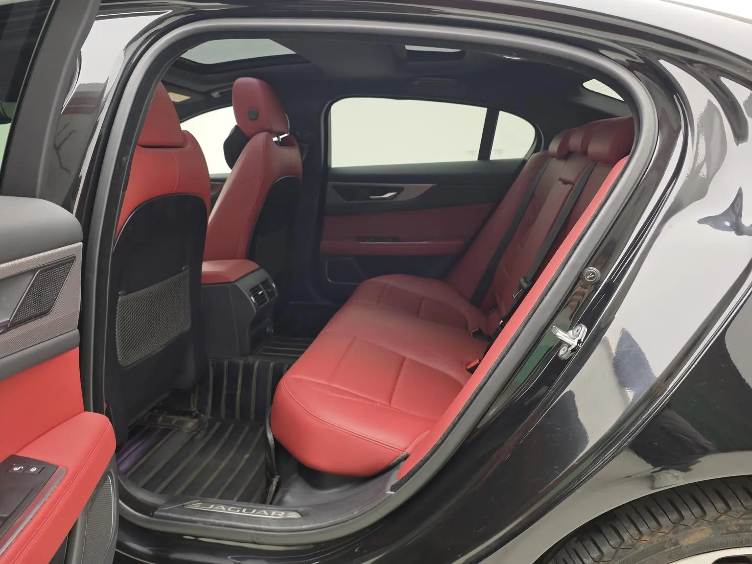 Jaguar XEL 2020 2.0T 200PS R-DYNAMIC S Progressive Sport