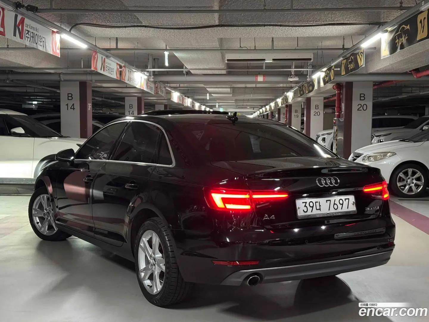 Audi A4 30 TDI Premium