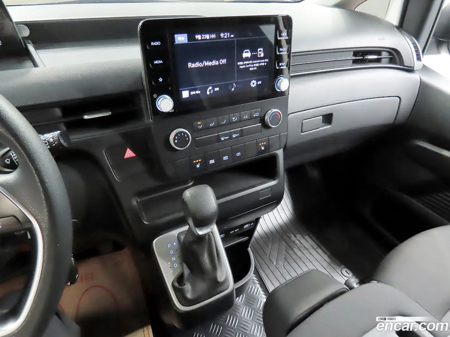 Hyundai Staria Cargo 3-Seater 2021