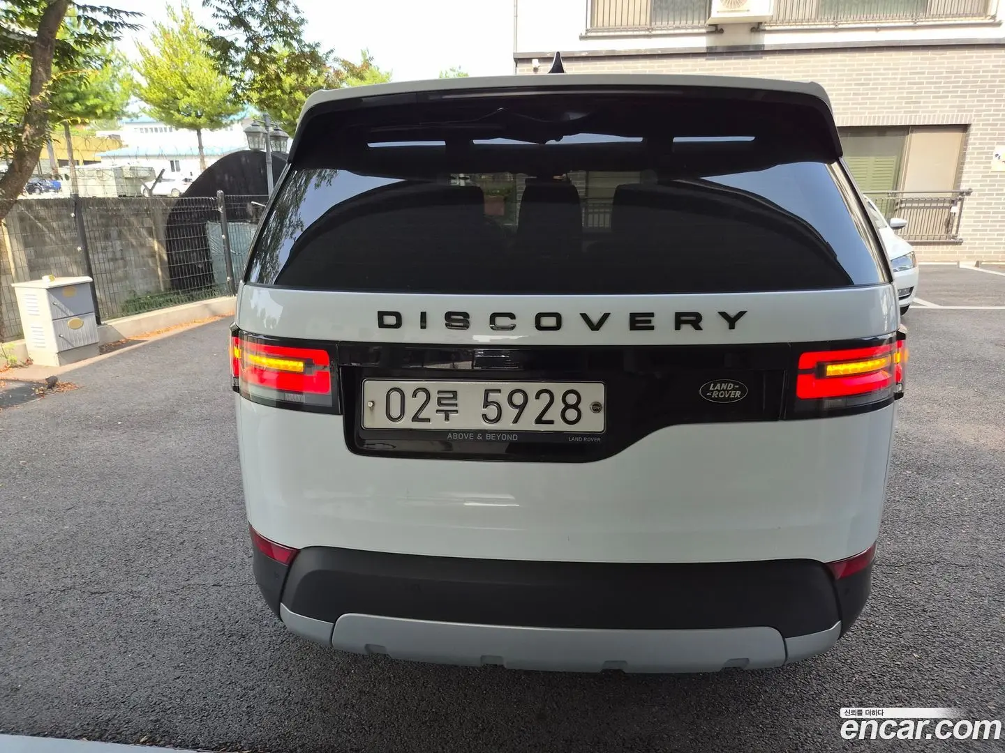 Land Rover Discovery 3.0 TD6 HSE Luxury