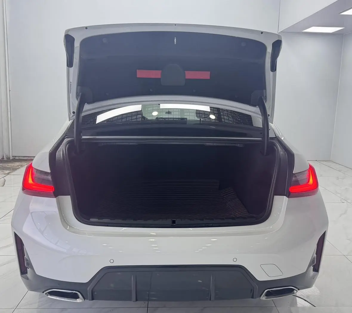 BMW 3 Series 2023 320Li M Sport Package