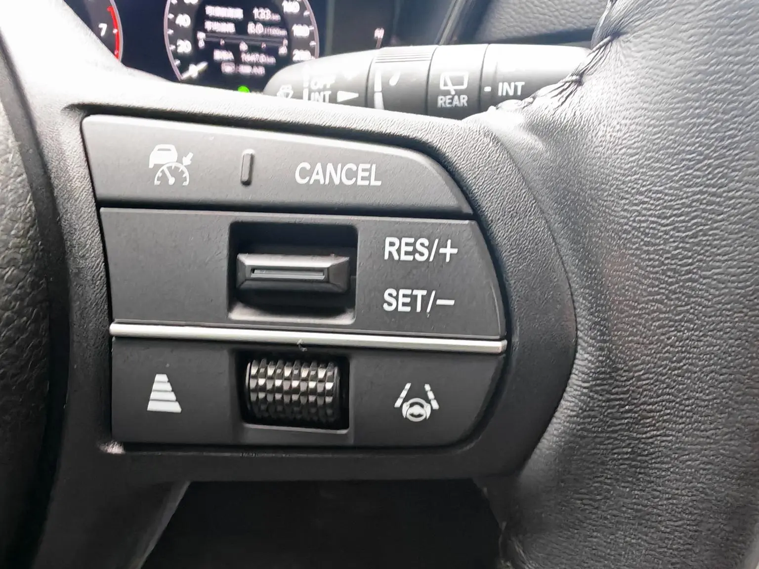 Honda Breeze 2023 240TURBO CVT 2WD Luxury