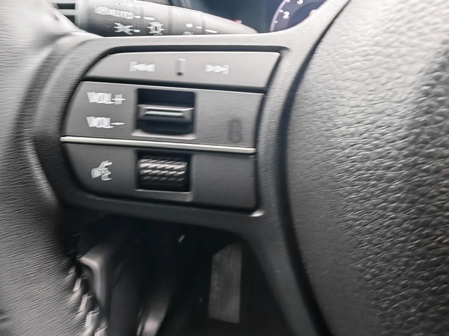 Honda Breeze 2023 240TURBO CVT 2WD Luxury