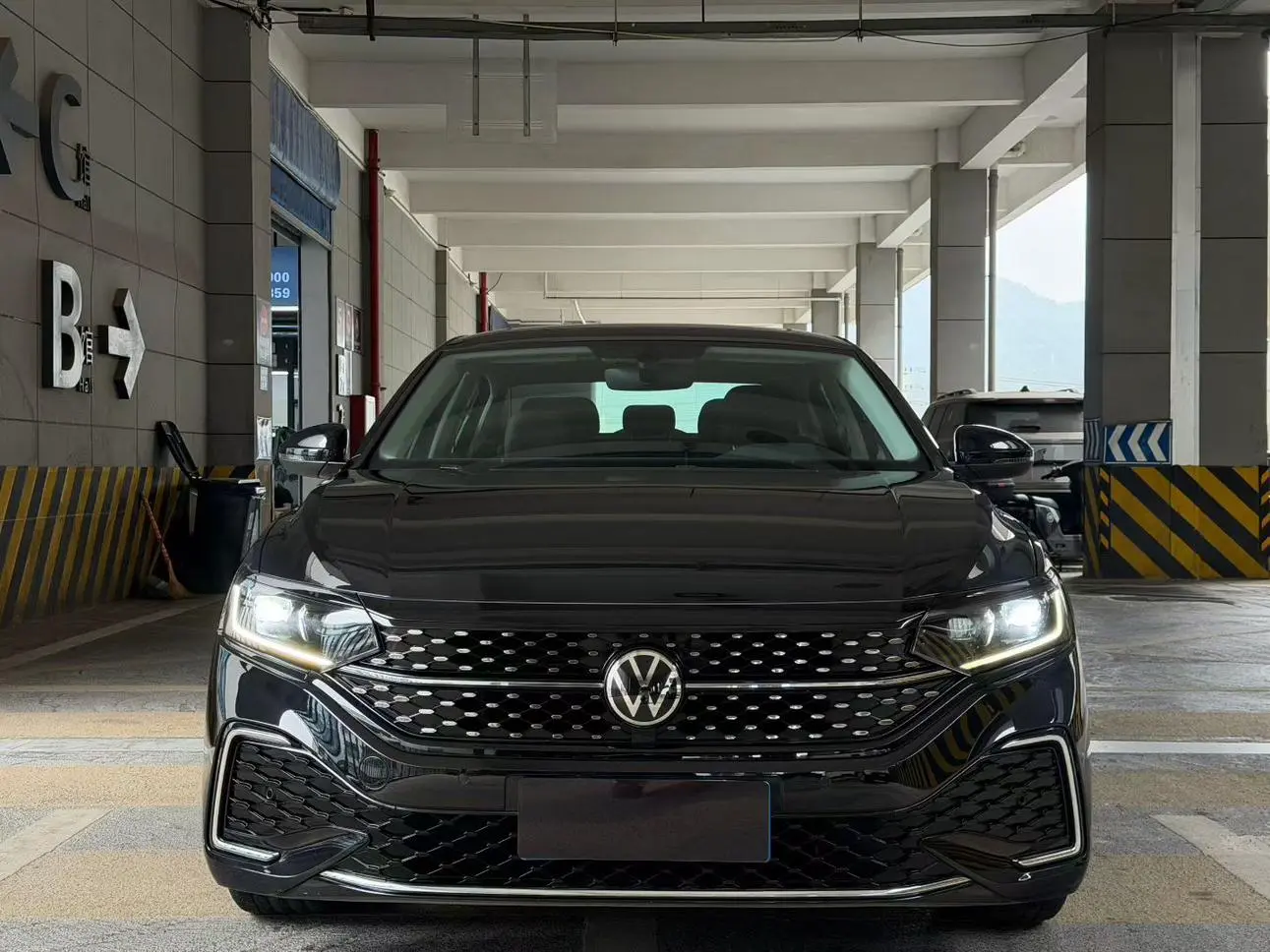 Volkswagen Passat 2024 380TSI Star Elite