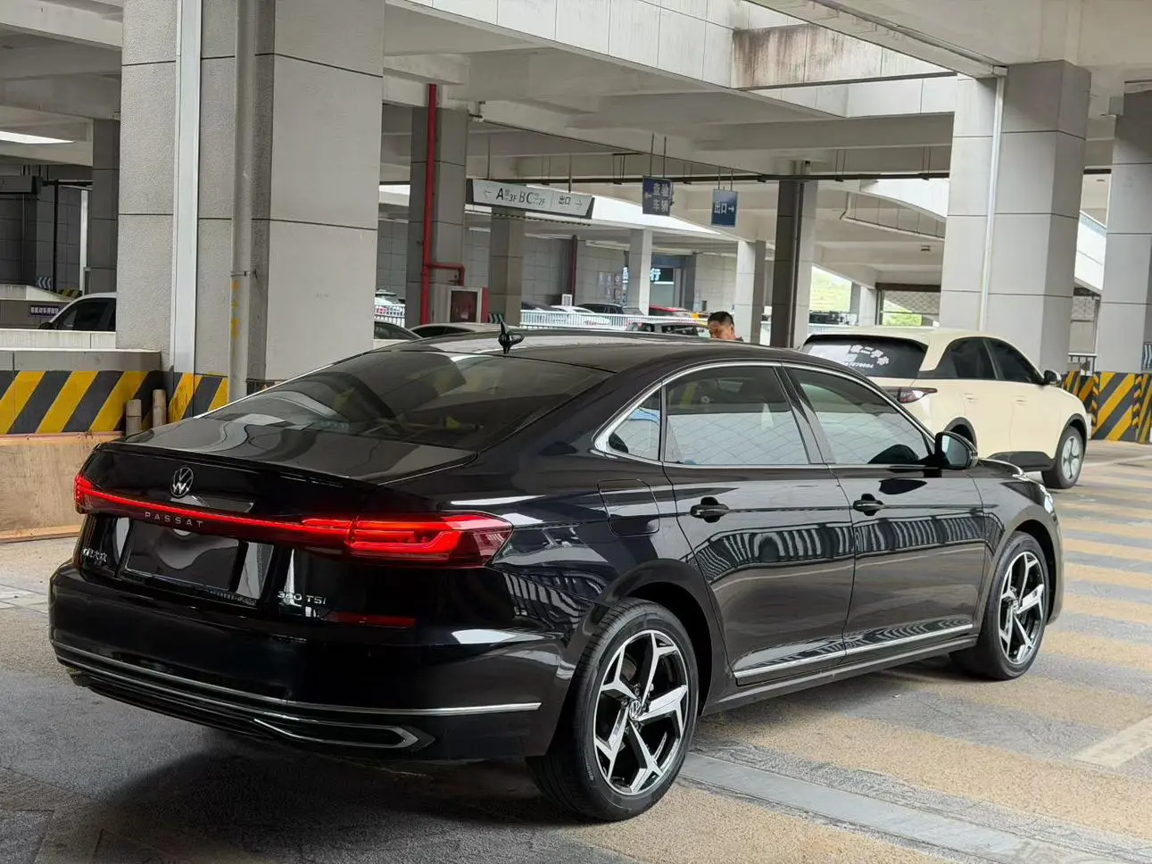 Volkswagen Passat 2024 380TSI Star Elite