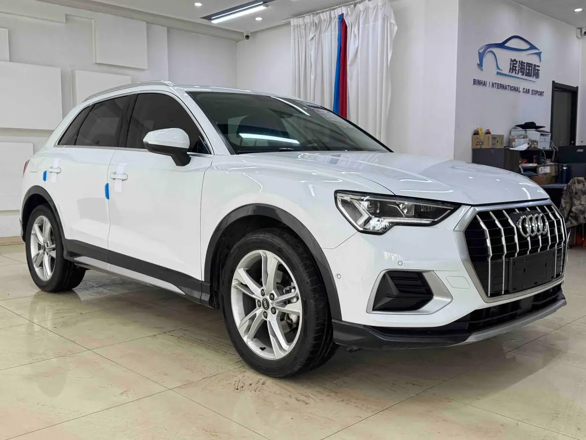 Audi Q3 2022 35 TFSI Dynamic Fashion