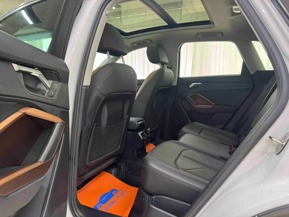 Audi Q3 2022 35 TFSI Dynamic Fashion