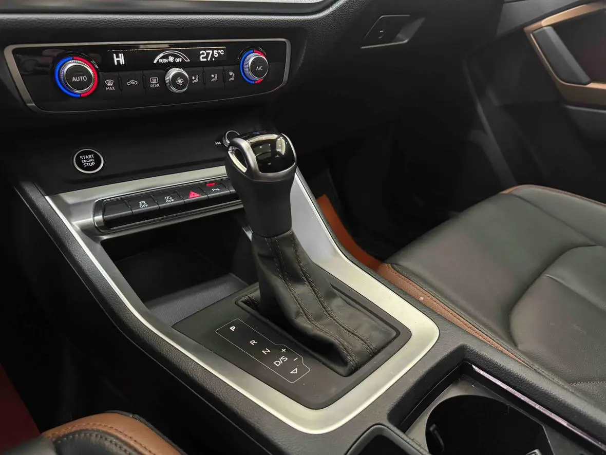 Audi Q3 2022 35 TFSI Dynamic Fashion