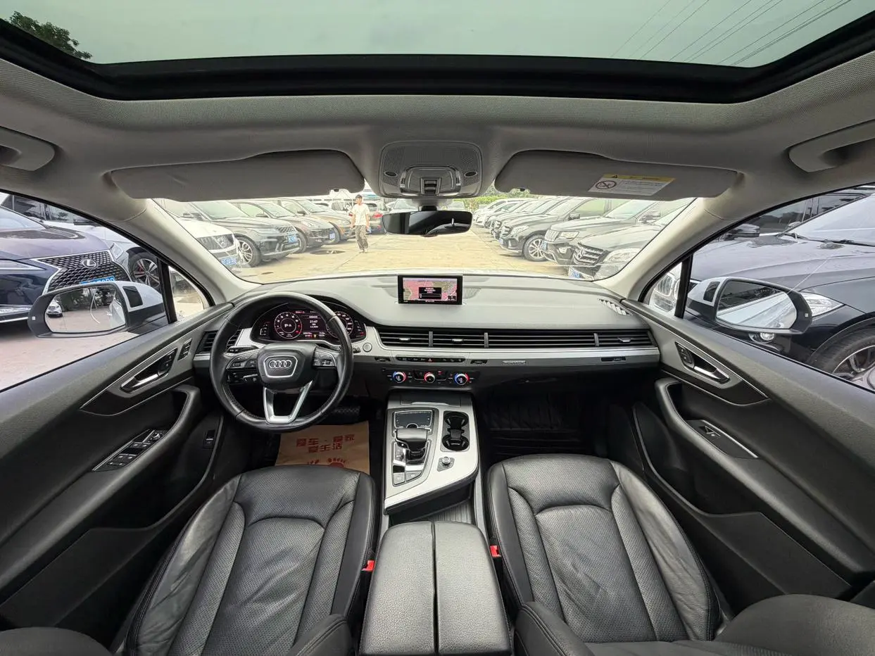 Audi Q7 2018 45 TFSI Tech