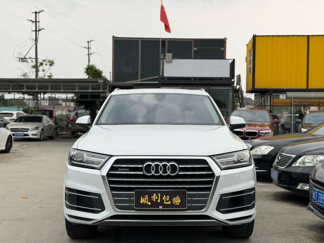 Audi Q7 2018 45 TFSI Tech