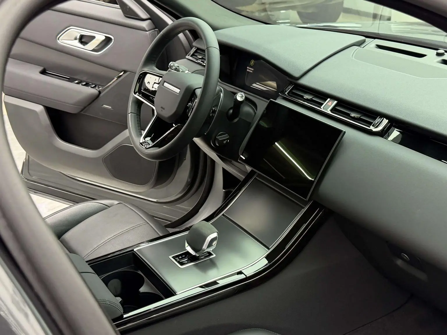 Land Rover Range Rover Star 2024 Dynamic SE