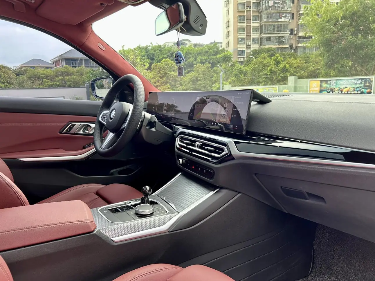 BMW 3 Series 2023 325Li M Sport Shadow Night Package